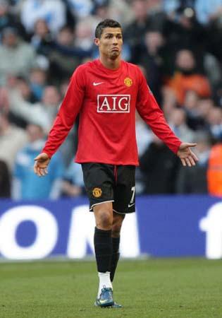 巴萨第六次欧冠单场上半时染红，阿劳霍两度上榜（欧冠赛场巴萨第六次上半场吃红牌，阿劳霍两度在列）