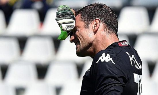 西媒：皇马继续推进内格雷拉案，计划向巴萨索要巨额赔偿（西媒：皇马持续推进内格雷拉案，拟向巴萨索取巨额赔偿）