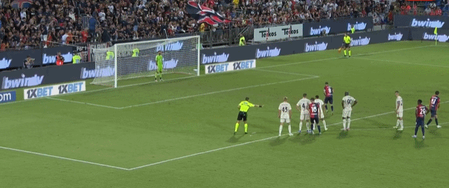 阿尔巴达成迈阿密百场里程碑，获赠纪念球衣+全队合影庆祝