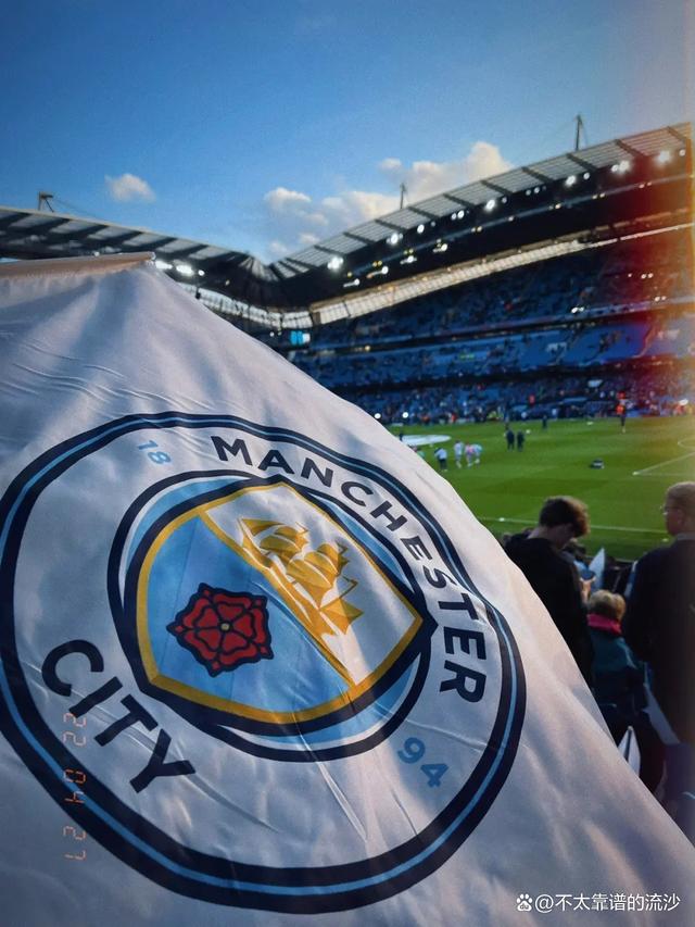 国足重建计划：明年初集结，放弃30岁+老将，蒋圣龙等人成核心（国足重建启动：明年初集中，30岁以上老将暂别，蒋圣龙等成球队核心）