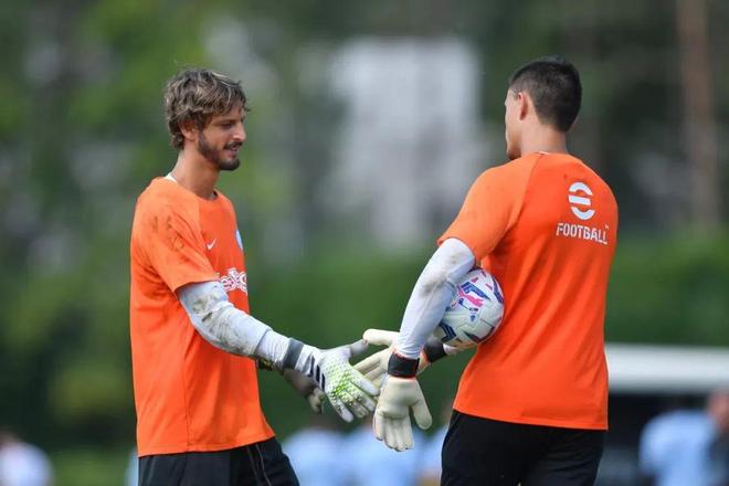 小法：想让阿达伊和帕斯学习梅西的饥饿感，这能造就顶级球员