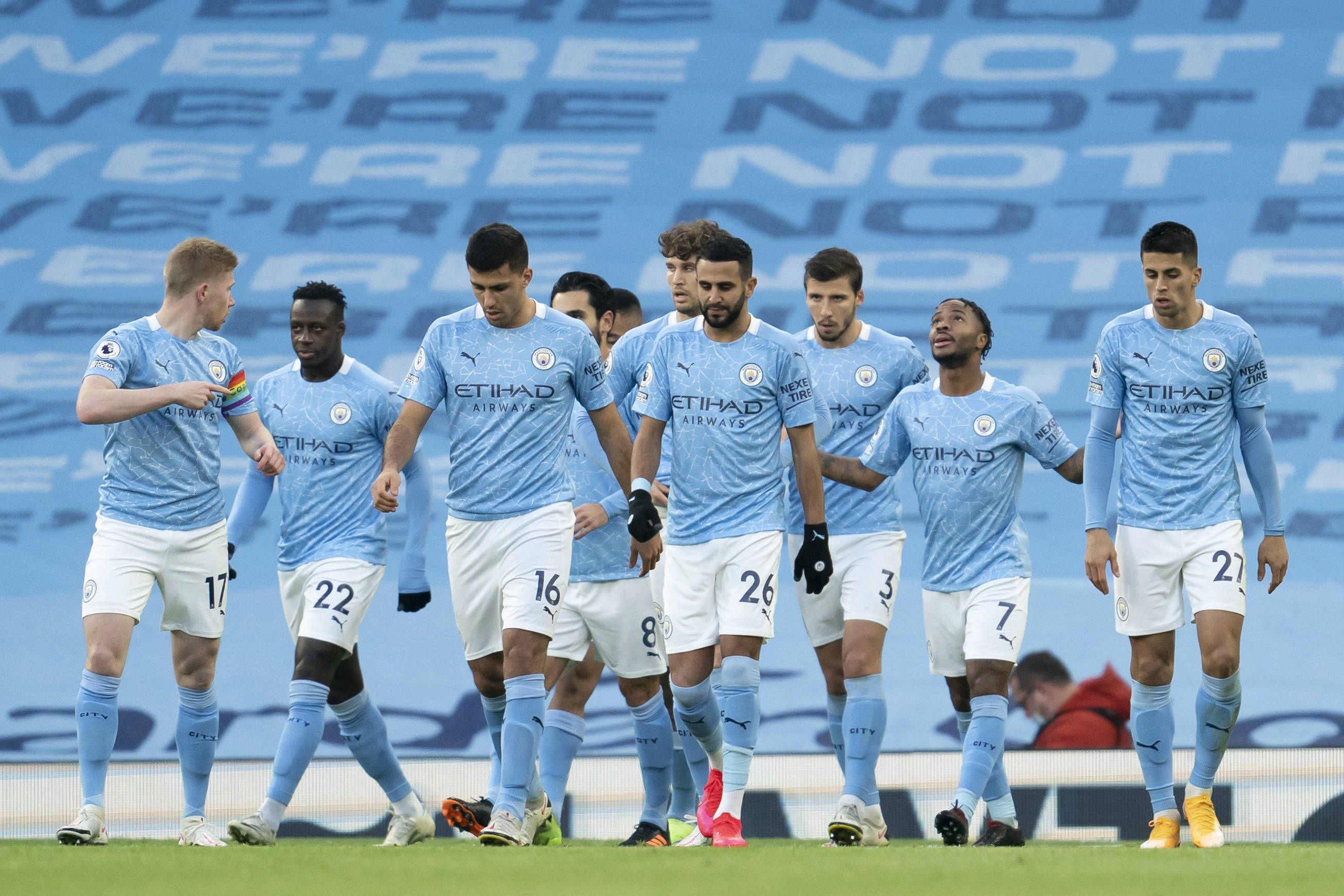 先后以球员和教练身份征战世界杯，科曼是范巴斯滕后第一人（球员与教练双重身份出征世界杯，科曼成范巴斯滕后首人）