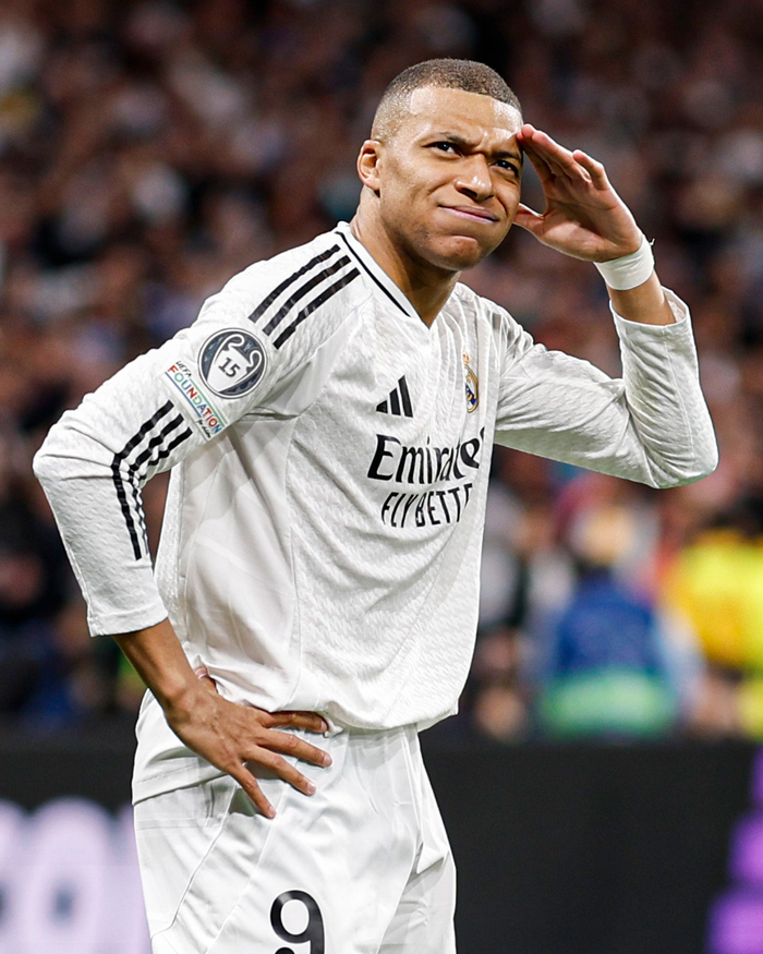 地上足球：偷溜诺坎普释放回归信号？解析梅西为何必重回巴萨