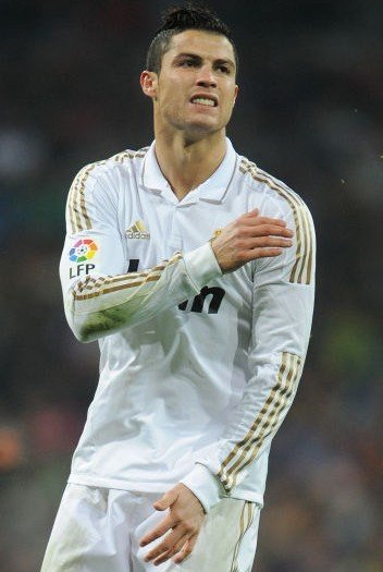 斯卢茨基：米内罗已经做好首发的准备，目前球队人员比较齐整